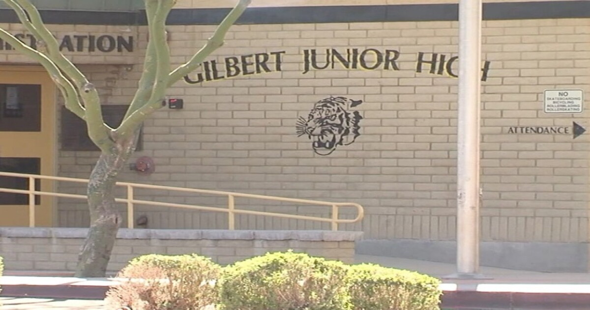 Gilbert Junior High School officially closing